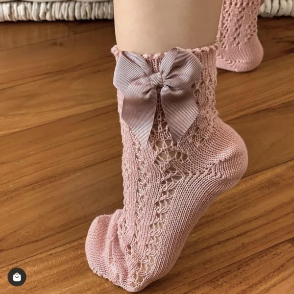 Háčkované ponožky na boku so saténovou mašľou Cóndor pale pink | Welcomebaby.sk