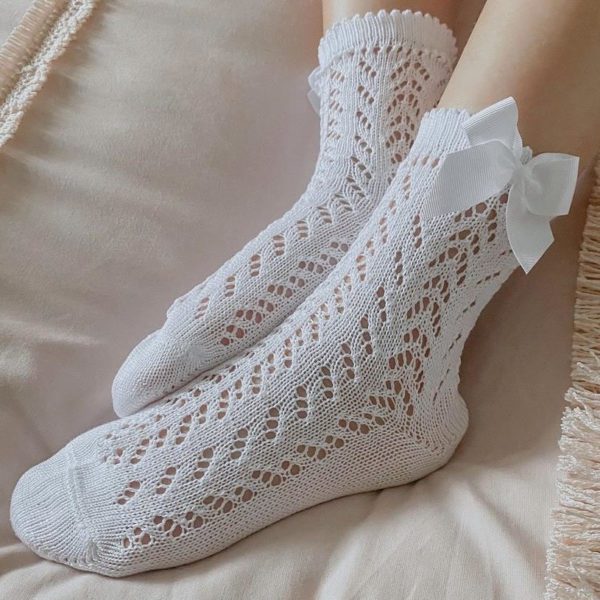 Háčkované ponožky na boku so saténovou mašľou Cóndor biele | Welcomebaby.sk
