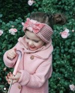 Pletená čelenka s veľkou velvet mašľou Cóndor ružová pale pink | Welcomebaby.sk