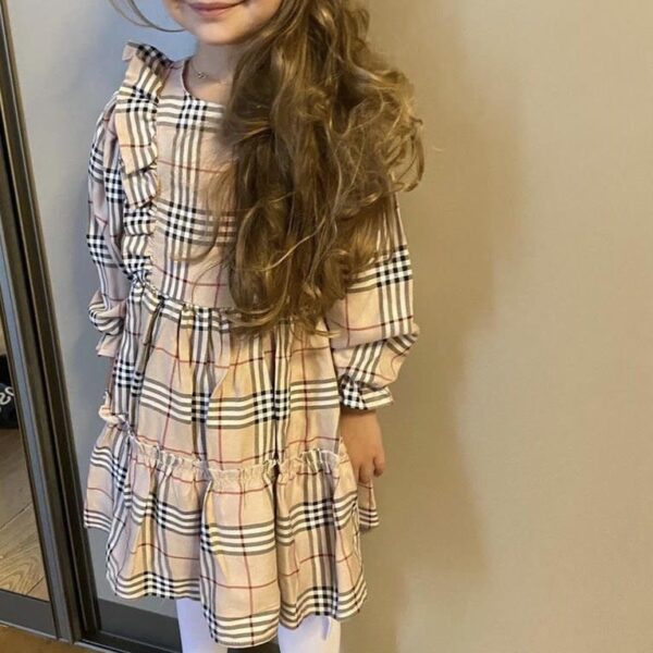 W BABY Kárované šaty s volánom béžové Plaid dress with ruffles beige | Welcomebaby.sk