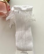 MEIA PATA Podkolienky biele s bočnými dierkami a tylovým volánom s mašličkou Perle Kneesocks With Tule and Satin Bow Back 1040M01 | Welcomebaby.sk