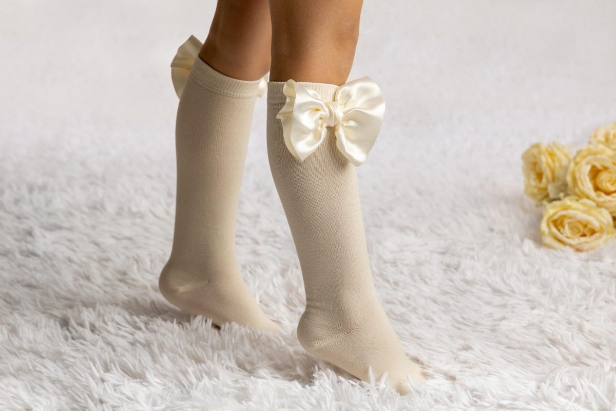 MEIA PATA MEIA PATA Hladké podkolienky maslové s dvojitou mašľou Kneesocks With Double Satin Bow Pearl 1102M | Welcomebaby.sk