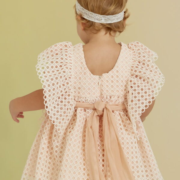 ABEL & LULA Dierkované šaty s objemnými rukávmi marhuľové Guipure Dress natural peach 5009 | Welcomebaby.sk
