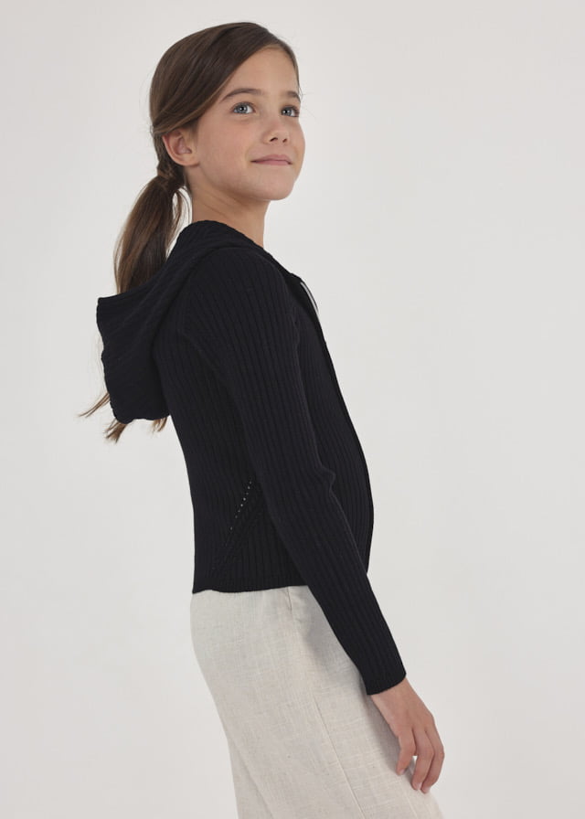 MAYORAL Dievčenský rebrovaný sveter čierny s kapucňou na zips Knitting pullover 6435 | Welcomebaby.sk