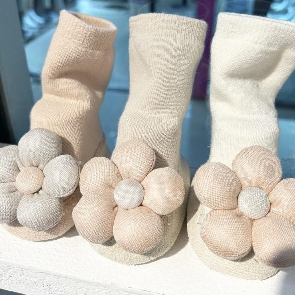 W BABY Ponožky s kvetom béžové Socks with flower beige | Welcomebaby.sk